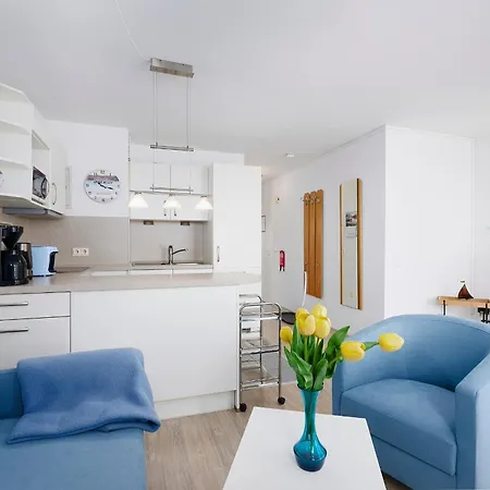 Promenade 27 28 Apartment