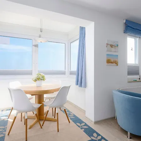 Promenade 27 28 Apartment
